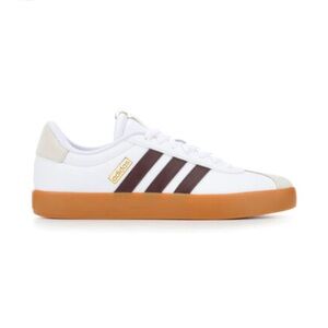 NIB Adidas v Court Sneakers